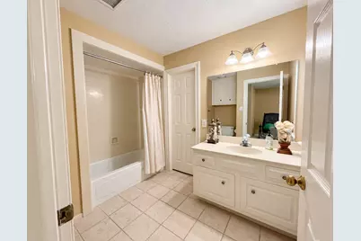 13411 W Carousel Court, Houston, TX 77041 - Photo 32