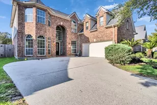 11414 Kingsbarn Ct, Tomball, TX 77377 - Photo 2