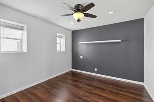 215 Postoffice, Galveston, TX 77550 - Photo 14