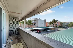 215 Postoffice, Galveston, TX 77550 - Photo 6