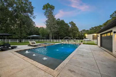 10897 Lake Forest Drive, Conroe, TX 77384 - Photo 44