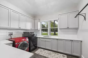 10897 Lake Forest Dr, Conroe, TX 77384 - Photo 18