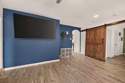 901 Temple Circle, Hitchcock, TX 77563 - Photo 4