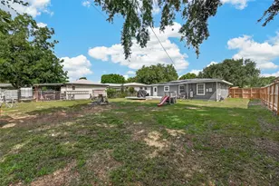 901 Temple Cir, Hitchcock, TX 77563 - Photo 24