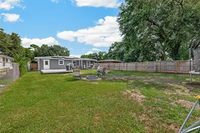 901 Temple Circle, Hitchcock, TX 77563 - Photo 22