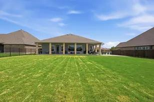 30523 Setterfeld Cir, Fair Oaks Ranch, TX 78015 - Photo 32
