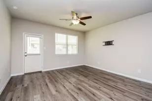 13534 Luke Pr Ct, Willis, TX 77378 - Photo 16