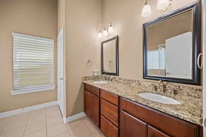 1162 Hempstead Villa Lane, Houston, TX 77008 - Photo 8