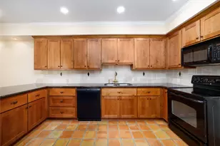 1836 Augusta Dr, Houston, TX 77057 - Photo 10