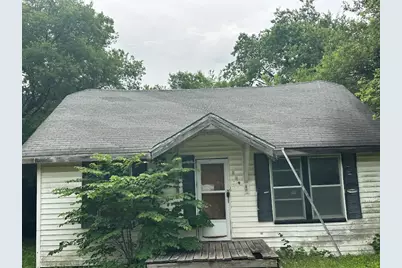 609 N Mlk Avenue, Wortham, TX 76693 - Photo 1