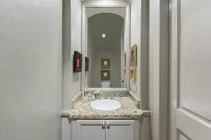 1527 Potomac Dr, Houston, TX 77057 - Photo 22