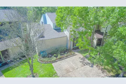 923 Cranberry Hill Court, Houston, TX 77079 - Photo 2