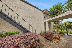 10075 Westpark Dr, Houston, TX 77042 - Photo 10