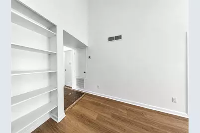 10075 Westpark Drive #9, Houston, TX 77042 - Photo 4