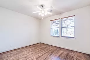 403 Harborside Way, Kemah, TX 77565 - Photo 32