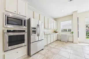 403 Harborside Way, Kemah, TX 77565 - Photo 12