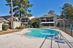 17401 Red Oak Dr, Houston, TX 77090 - Photo 32