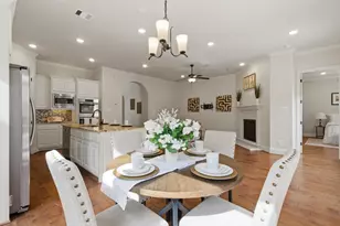 13211 Pkwy Meadows Dr, Houston, TX 77077 - Photo 18