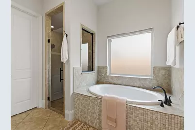 13211 Parkway Meadows Drive, Houston, TX 77077 - Photo 24