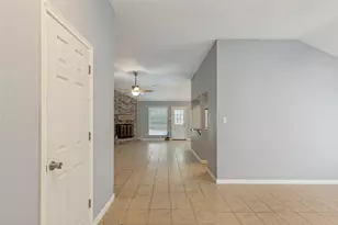 2803 Parkwood Manor Dr, Houston, TX 77339 - Photo 4