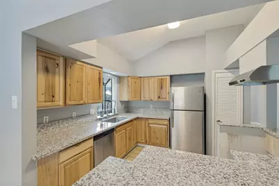 2803 Parkwood Manor Drive, Houston, TX 77339 - Photo 8