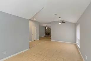2803 Parkwood Manor Dr, Houston, TX 77339 - Photo 12