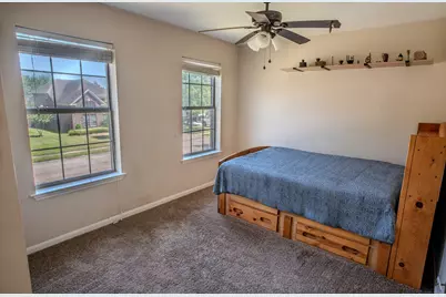 57 N Calla Lily Court, Lake Jackson, TX 77566 - Photo 26