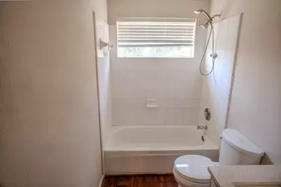 57 N Calla Lily Court, Lake Jackson, TX 77566 - Photo 28