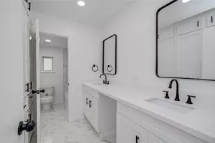 1303 Mustang Trail, Houston, TX 77339 - Photo 28