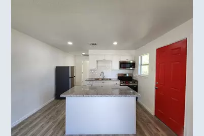 2706 Berry Street #B, Houston, TX 77004 - Photo 2