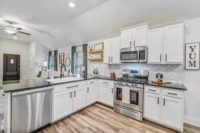 25734 Bottlebrush Sedge Street, Katy, TX 77493 - Photo 16