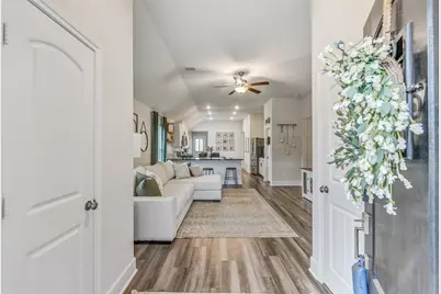 25734 Bottlebrush Sedge Street, Katy, TX 77493 - Photo 8