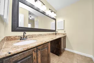 13507 White Cliff Dr, Houston, TX 77065 - Photo 26