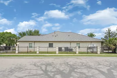 404 Moss Street, Houston, TX 77009 - Photo 38
