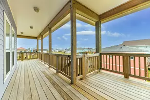 4122 Panola Dr, Galveston, TX 77554 - Photo 4