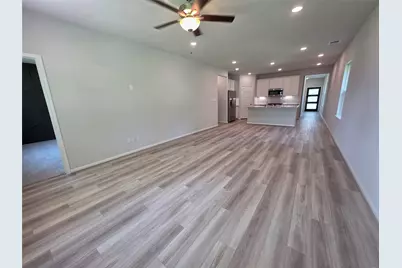 110 Elm Tree Circle, Magnolia, TX 77354 - Photo 6