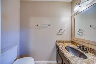 7505 Memorial Woods Dr, Houston, TX 77024 - Photo 6