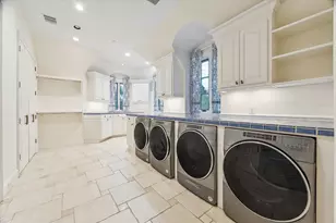 322 Tynebrook Ln, Piney Point Village, TX 77024 - Photo 38