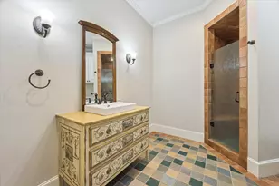 322 Tynebrook Ln, Piney Point Village, TX 77024 - Photo 34