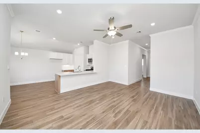 10310 Cabo Del Sol Lane, Cleveland, TX 77327 - Photo 12
