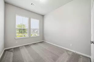 2512 Seneca Lk Dr, La Marque, TX 77568 - Photo 6