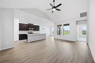 2512 Seneca Lk Dr, La Marque, TX 77568 - Photo 10