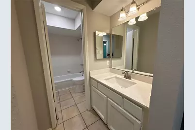318 S Poplar Street #3, Tomball, TX 77375 - Photo 6
