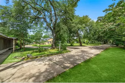 202 Avenue J, Conroe, TX 77301 - Photo 6