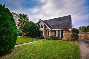 2814 Field Line Dr, Sugar Land, TX 77479 - Photo 1