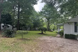 453 S Cyn Dr, Onalaska, TX 77360 - Photo 1