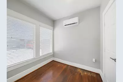 2411 Dunlavy Street #1, Houston, TX 77006 - Photo 12