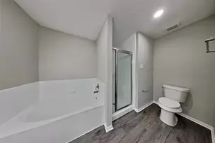 12822 Careywood Dr, Sugar Land, TX 77478 - Photo 10