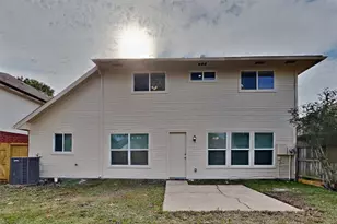 12822 Careywood Dr, Sugar Land, TX 77478 - Photo 18