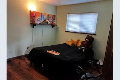 8110 Enchanted Forest Drive, Houston, TX 77088 - Photo 2